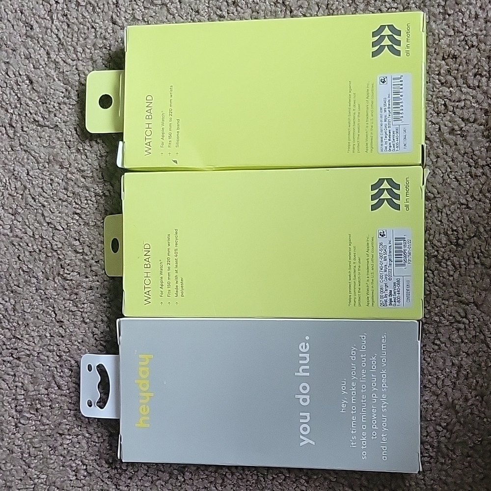 Three brand new watch bands for Apple Watch - Picture 2 of 2